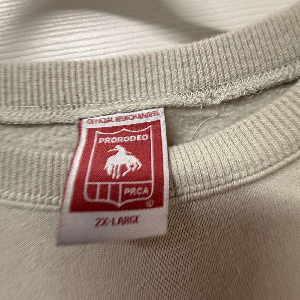 National Finals Rodeo Las Vegas Graphic Sweatshirt - Light Gray - Picture 4 of 5